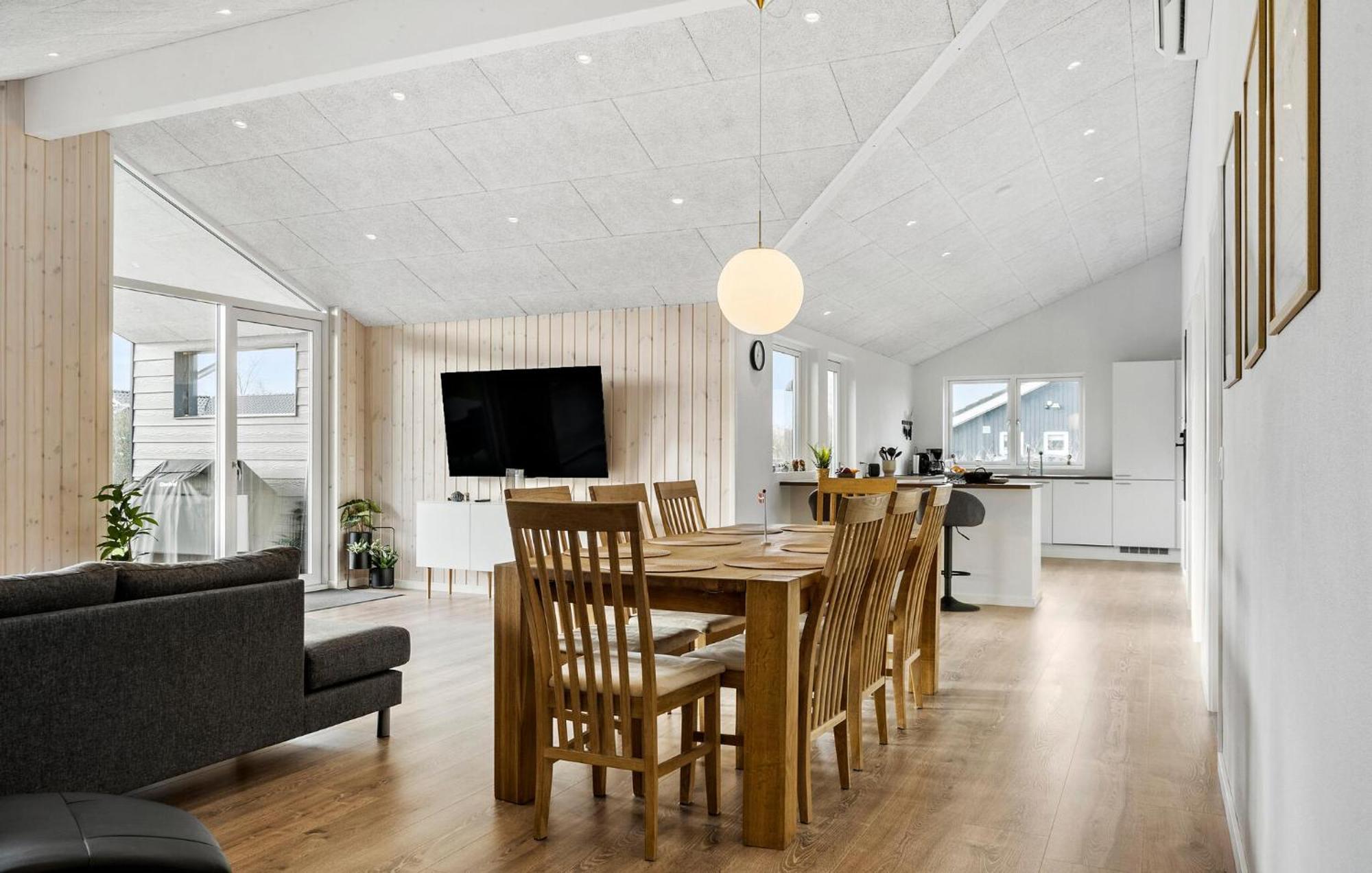 Beautiful Home In Tarm With Sauna Kültér fotó